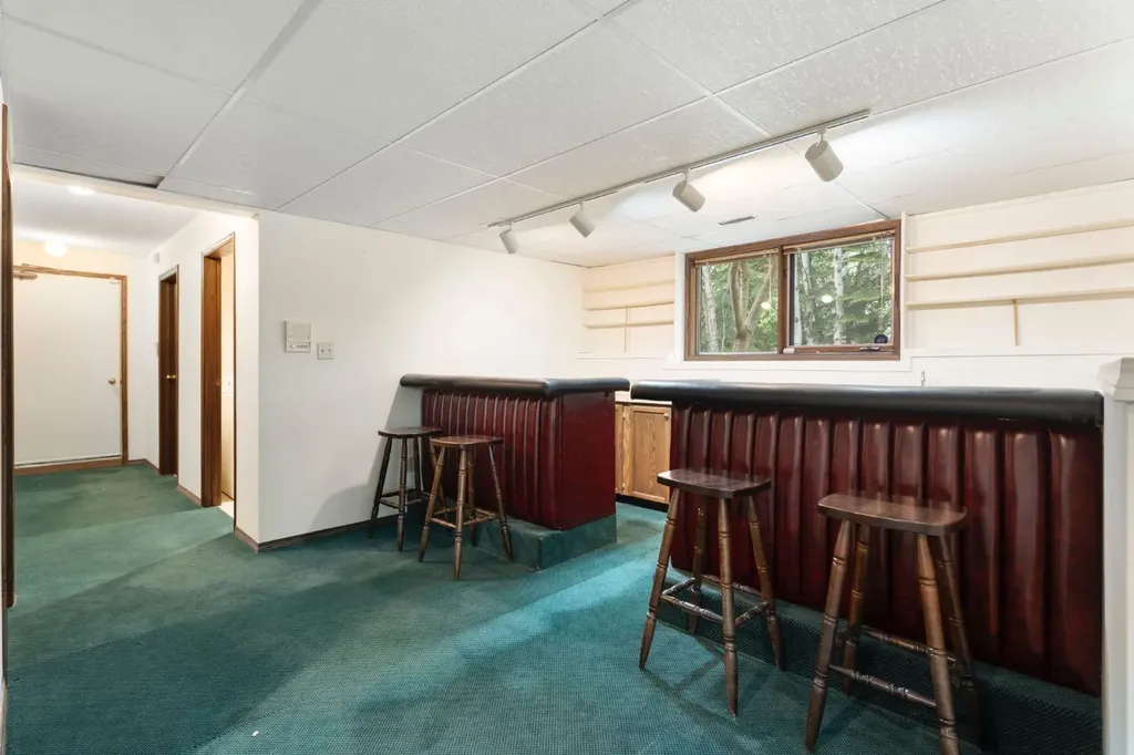 39 Bearspaw Ridge Crescent Rural Rocky View County AB T3R 1A3