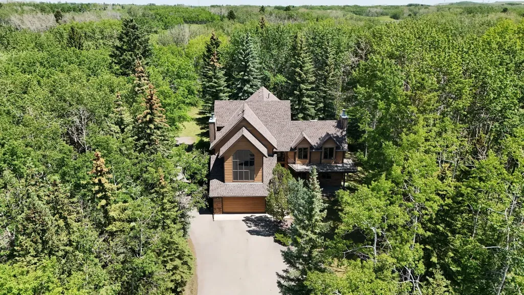 39 Bearspaw Ridge Crescent Rural Rocky View County AB T3R 1A3