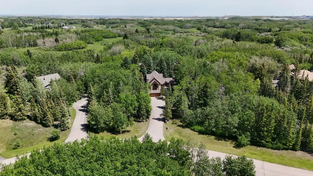 39 Bearspaw Ridge Crescent Rural Rocky View County AB T3R 1A3
