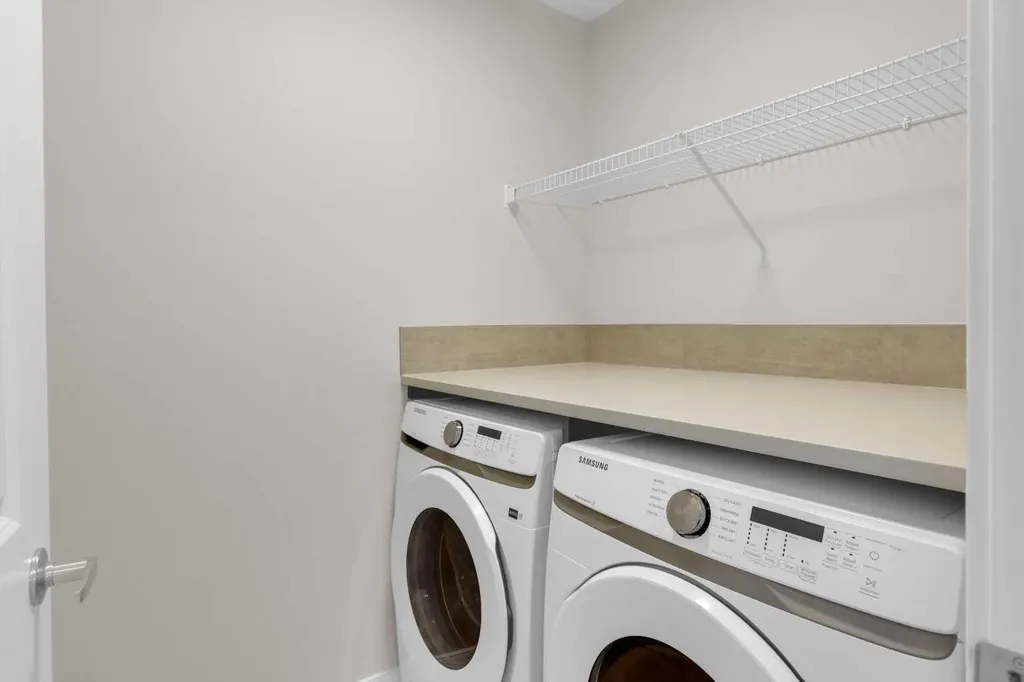 82 Magnolia Street SE Calgary AB T3M 3X8