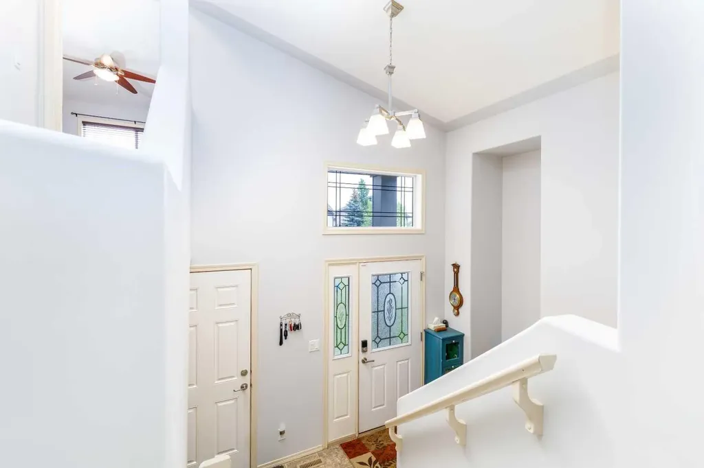 613 Oak Street Springbrook AB T4S 0B5