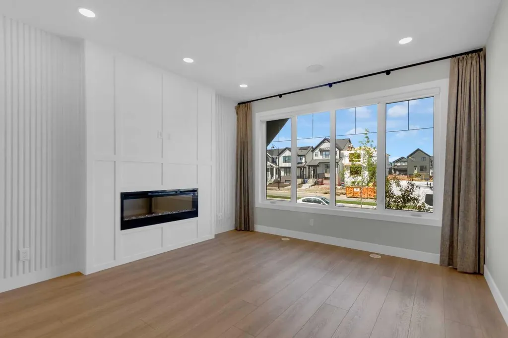 86 Magnolia Street SE Calgary AB T3M 3X8