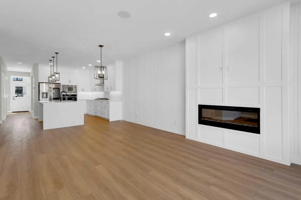 86 Magnolia Street SE Calgary AB T3M 3X8