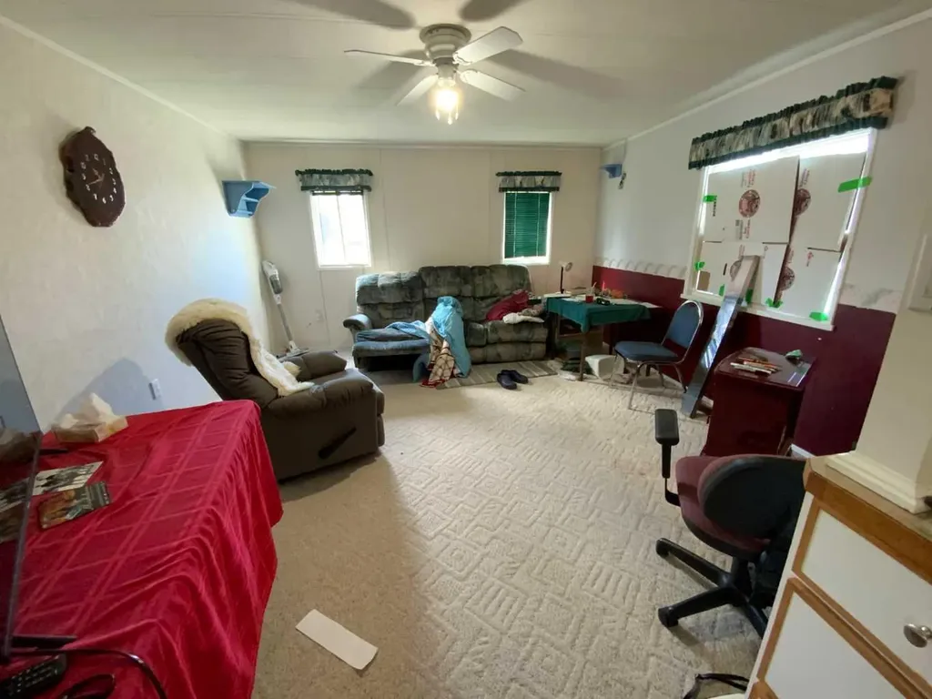 48 Mobile Drive NE Three Hills AB T0M 2A0