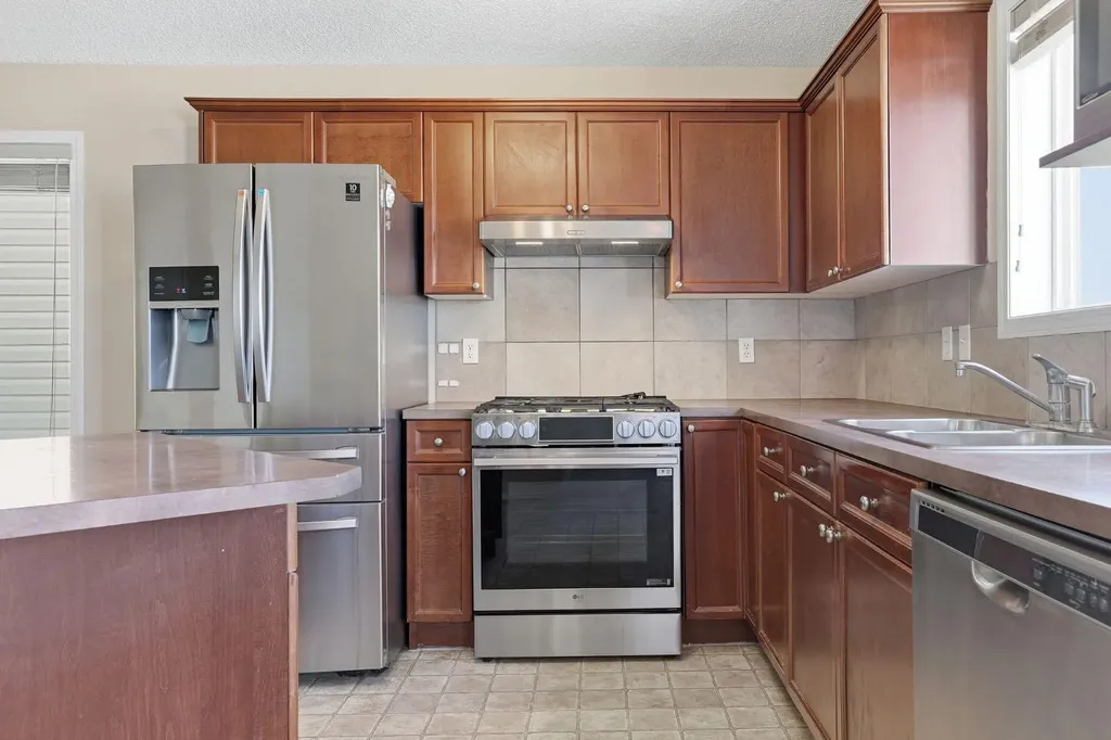 260 Covemeadow Road NE Calgary AB T3K 6E6