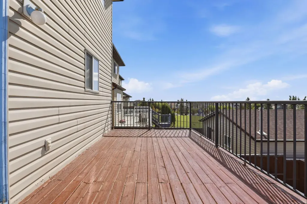 260 Covemeadow Road NE Calgary AB T3K 6E6