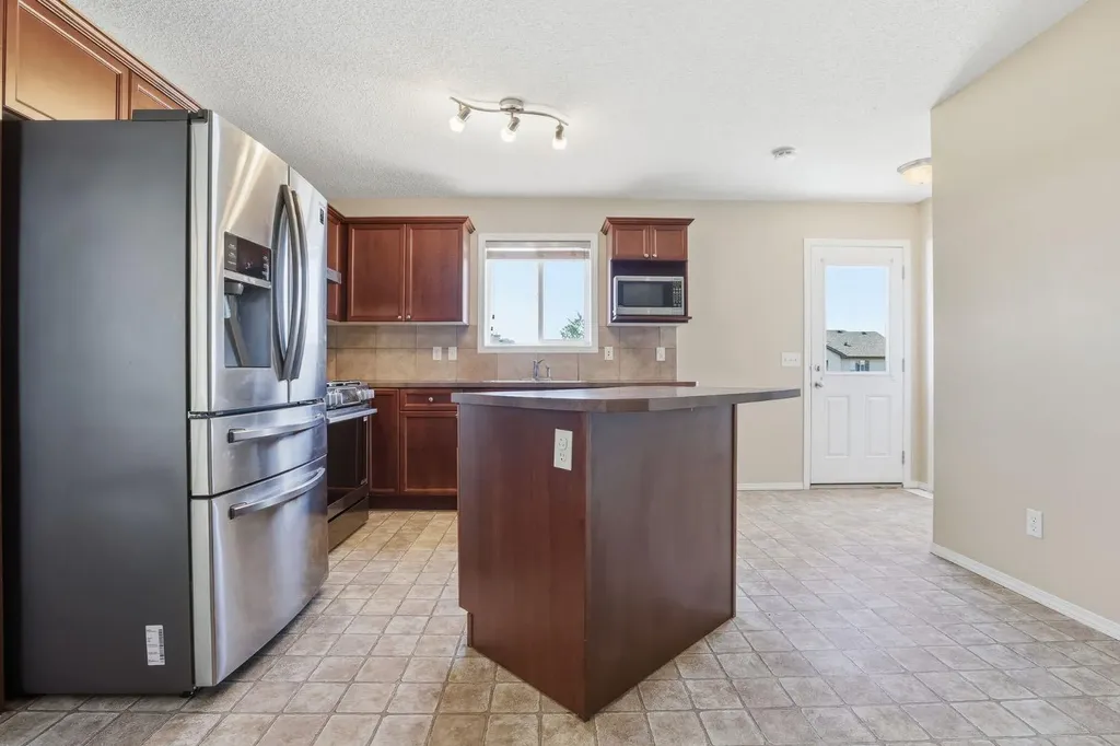 260 Covemeadow Road NE Calgary AB T3K 6E6