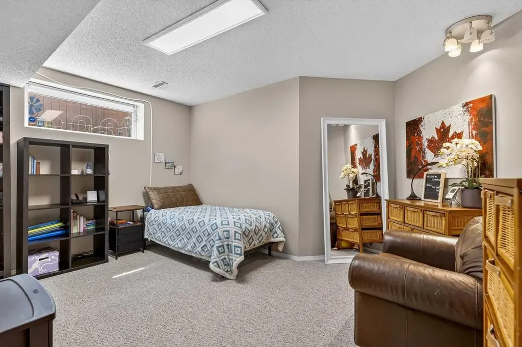 121 Harvest Park Way NE Calgary AB T3K4K7