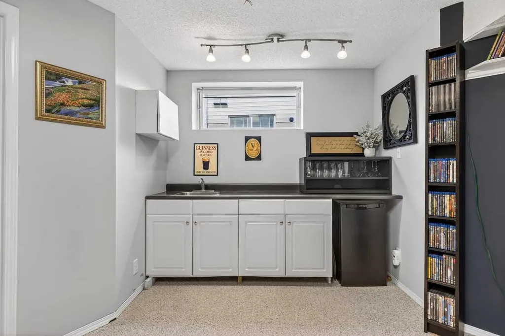 121 Harvest Park Way NE Calgary AB T3K4K7