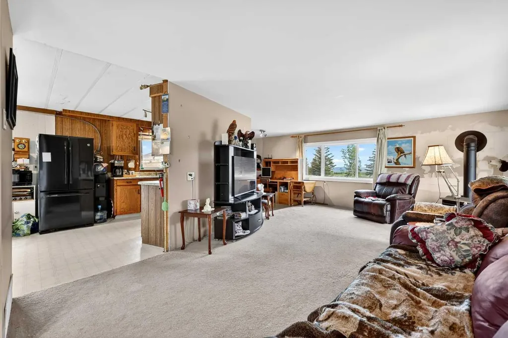 242041 Township Road 262 Rural Wheatland County AB T1P 0L6