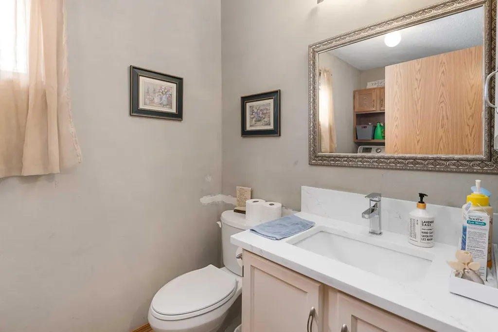 69 Applemont Place SE Calgary AB T2A 7S3