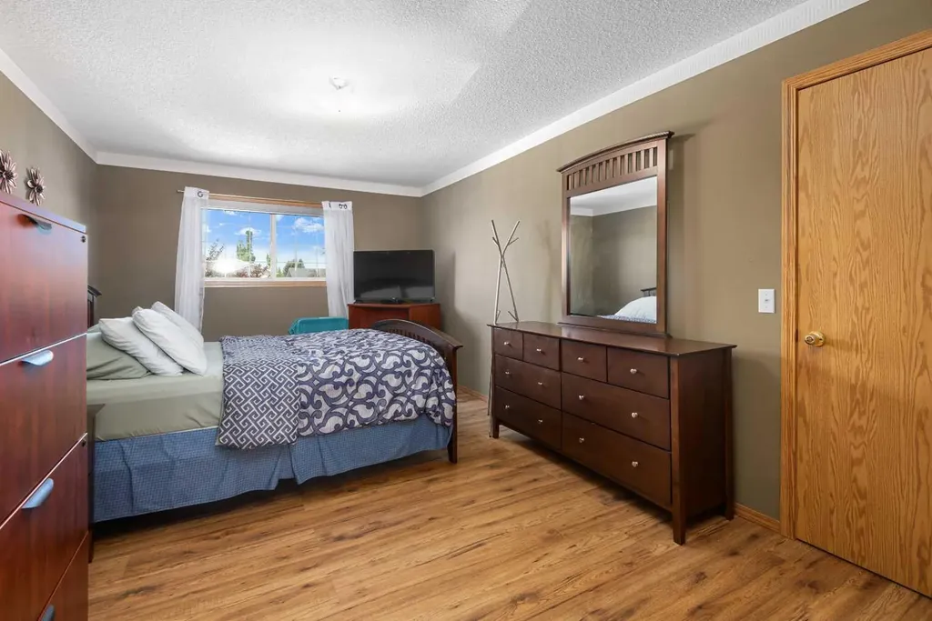 69 Applemont Place SE Calgary AB T2A 7S3