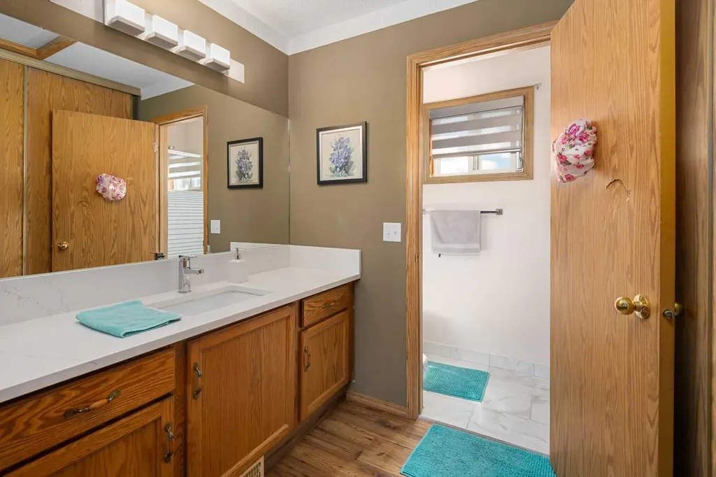 69 Applemont Place SE Calgary AB T2A 7S3