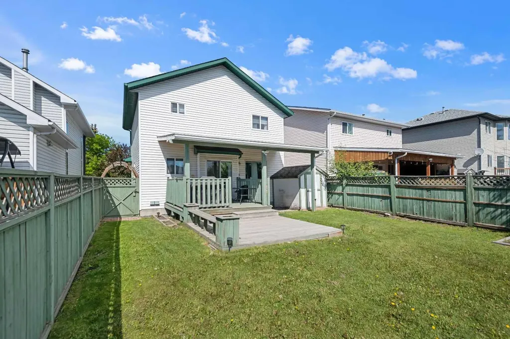 69 Applemont Place SE Calgary AB T2A 7S3