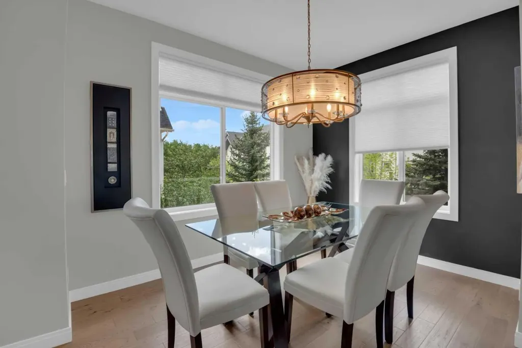 219 Wentworth Row SW Calgary AB T3H 1Y1