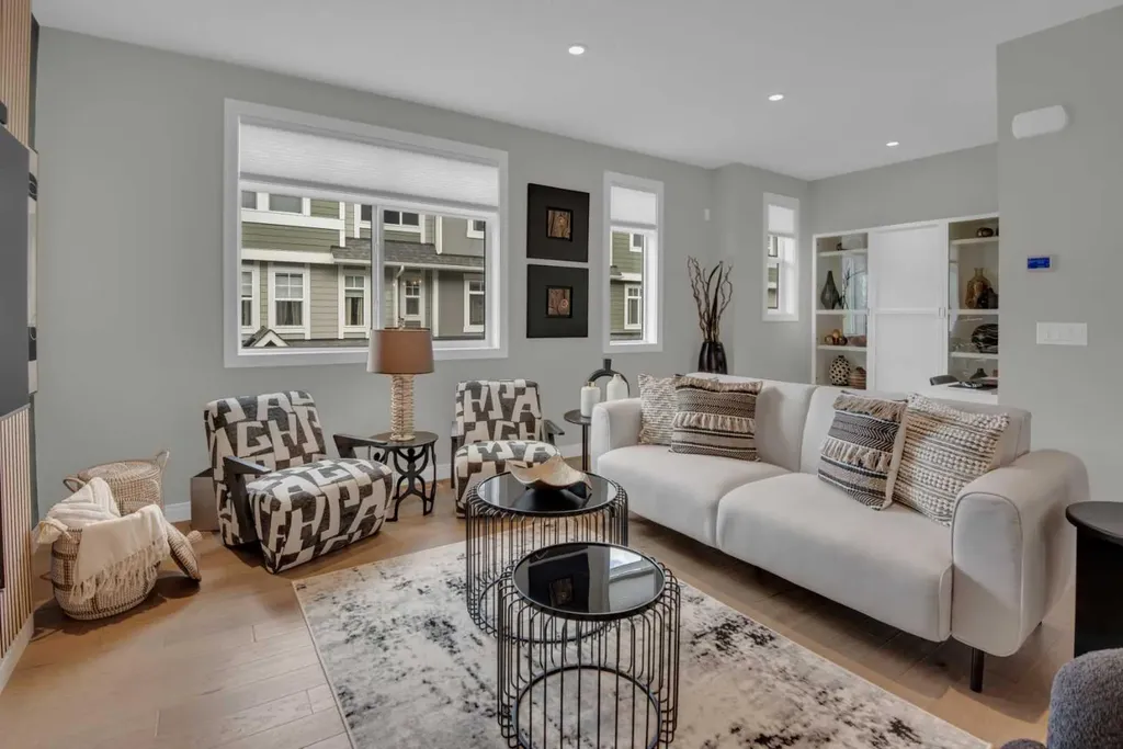 219 Wentworth Row SW Calgary AB T3H 1Y1