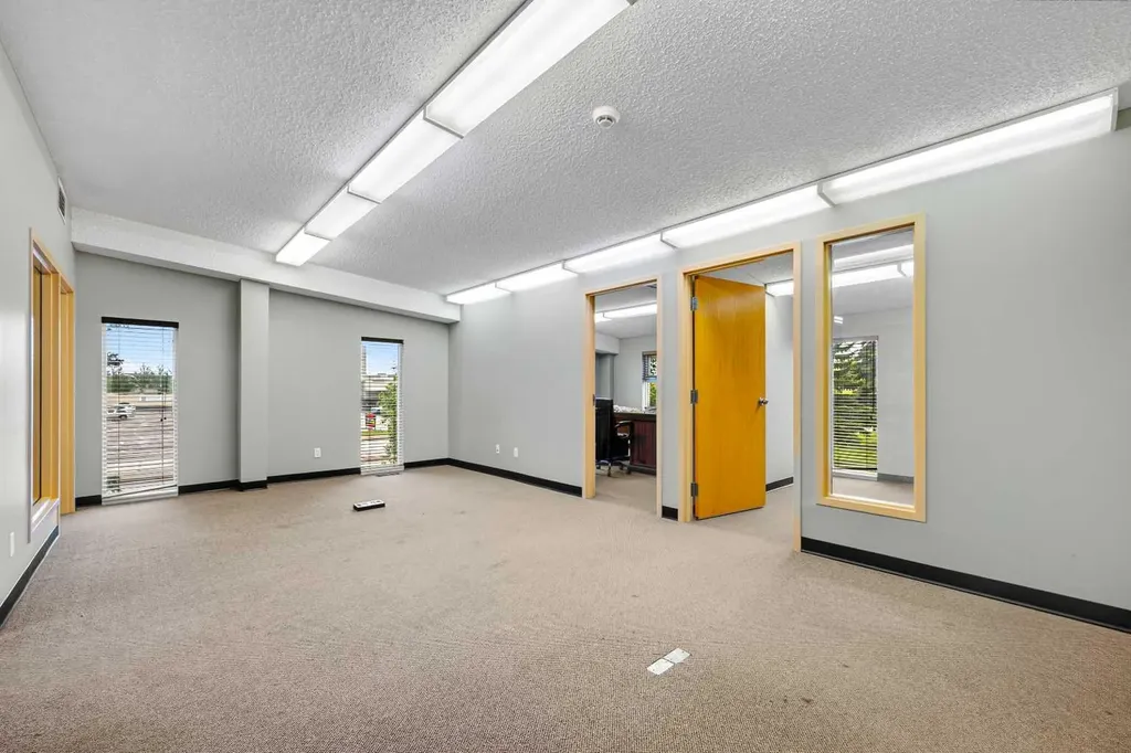 5402 44 Street Lloydminster AB T9V 0B4