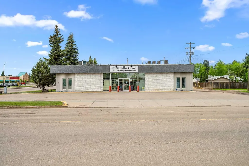 5402 44 Street Lloydminster AB T9V 0B4