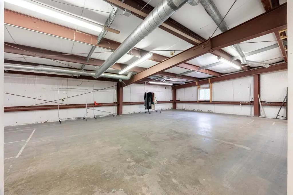 5402 44 Street Lloydminster AB T9V 0B4