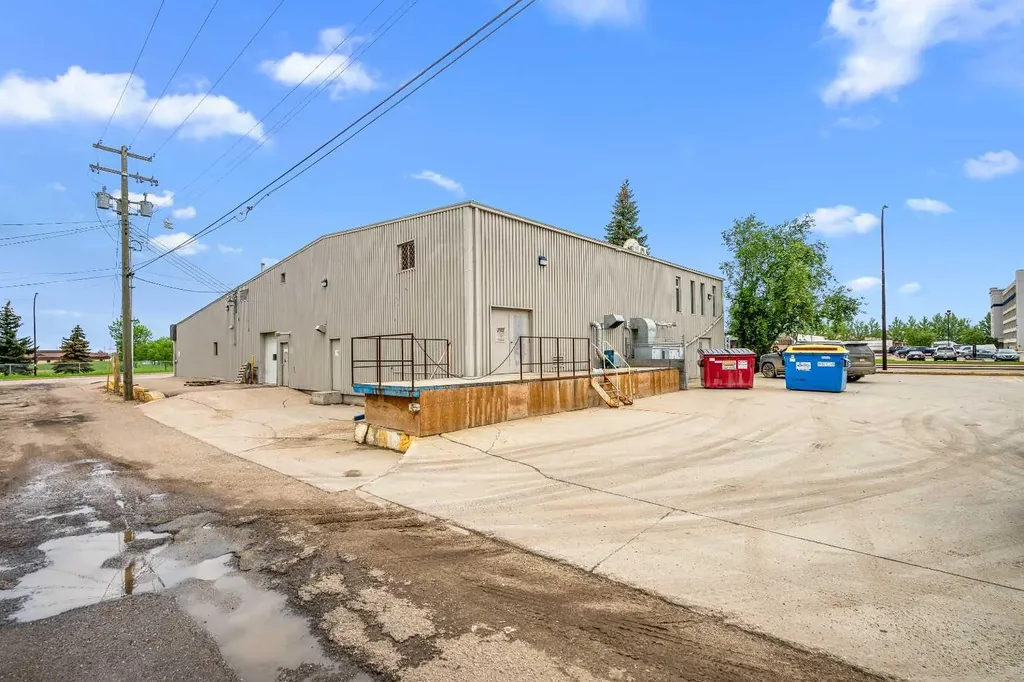 5402 44 Street Lloydminster AB T9V 0B4