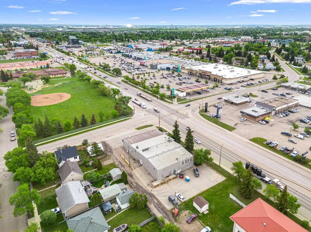 5402 44 Street Lloydminster AB T9V 0B4
