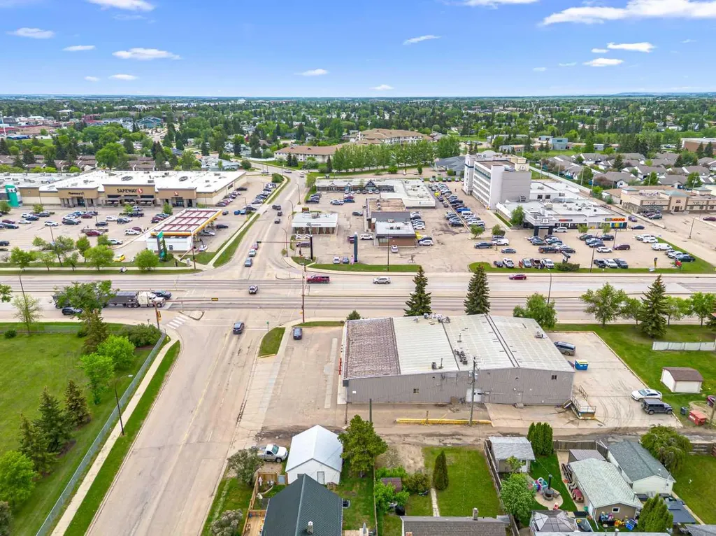 5402 44 Street Lloydminster AB T9V 0B4