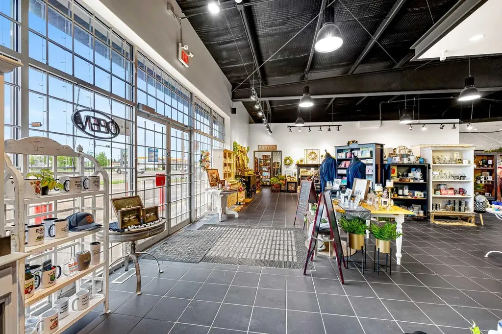 5402 44 Street Lloydminster AB T9V 0B4