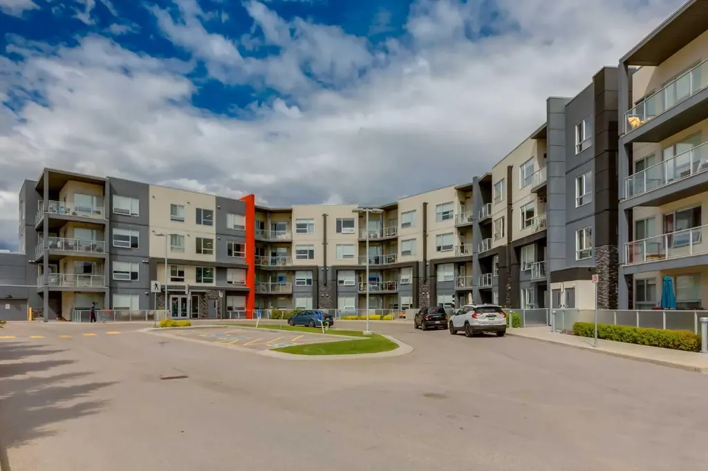 8530 8a Avenue SW Calgary AB T3H 6A7