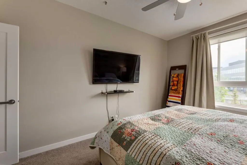 8530 8a Avenue SW Calgary AB T3H 6A7
