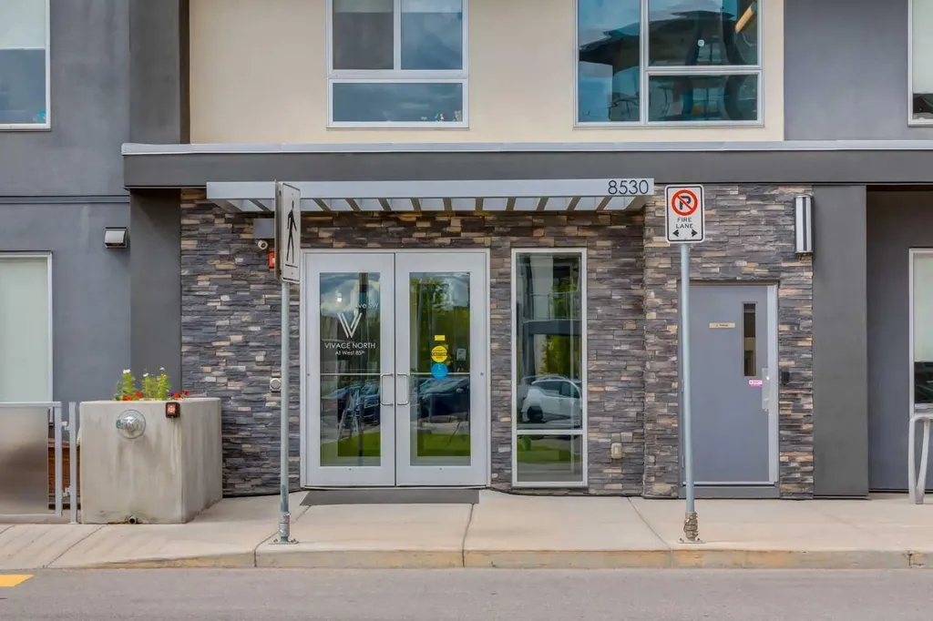 8530 8a Avenue SW Calgary AB T3H 6A7