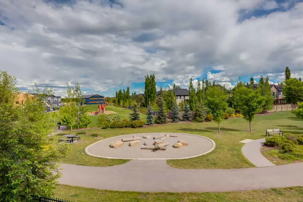 8530 8a Avenue SW Calgary AB T3H 6A7