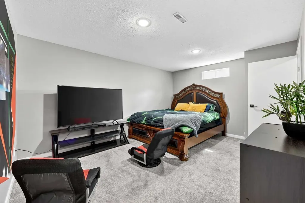 102 Southridge Place Didsbury AB T0M0W0
