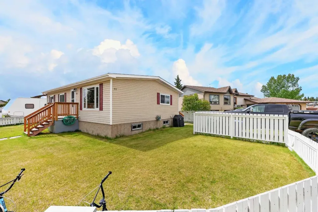 102 Southridge Place Didsbury AB T0M0W0