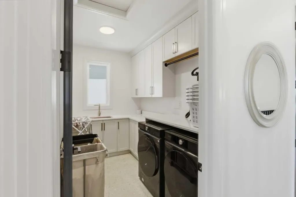 625 16 Street NW Calgary AB T2N 2C2