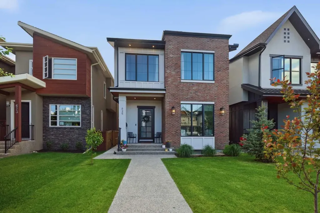 625 16 Street NW Calgary AB T2N 2C2