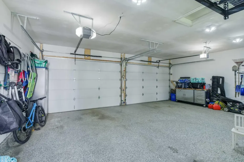 625 16 Street NW Calgary AB T2N 2C2