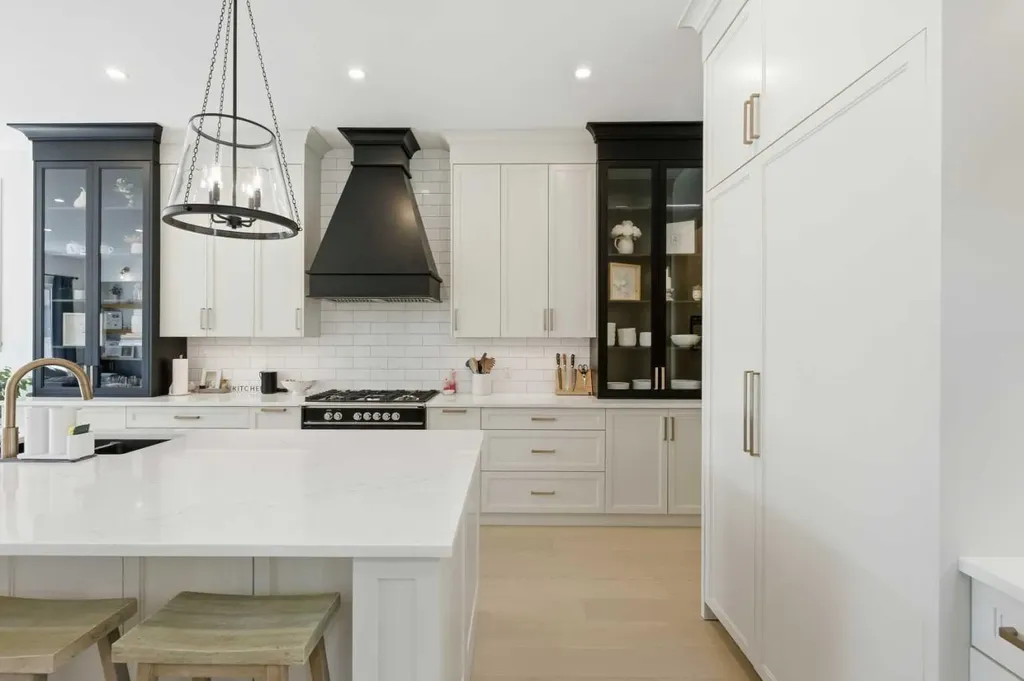 625 16 Street NW Calgary AB T2N 2C2