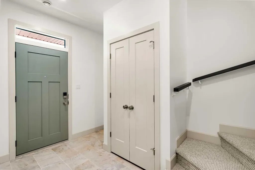 5030 48 Street Rocky Mountain House AB T4T 1C1