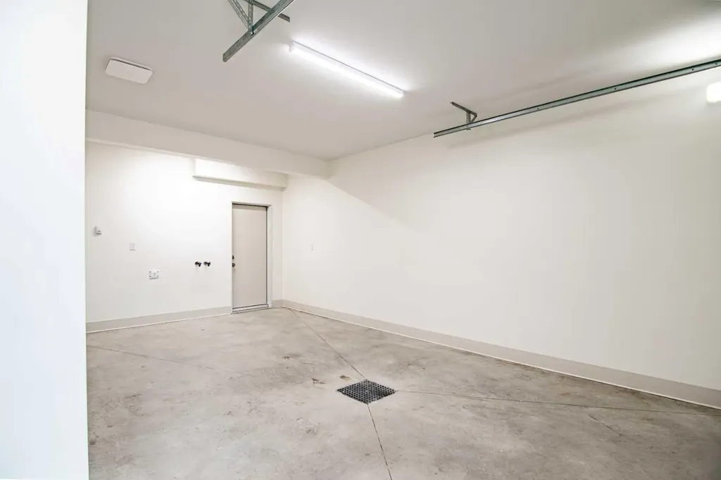 5030 48 Street Rocky Mountain House AB T4T 1C1