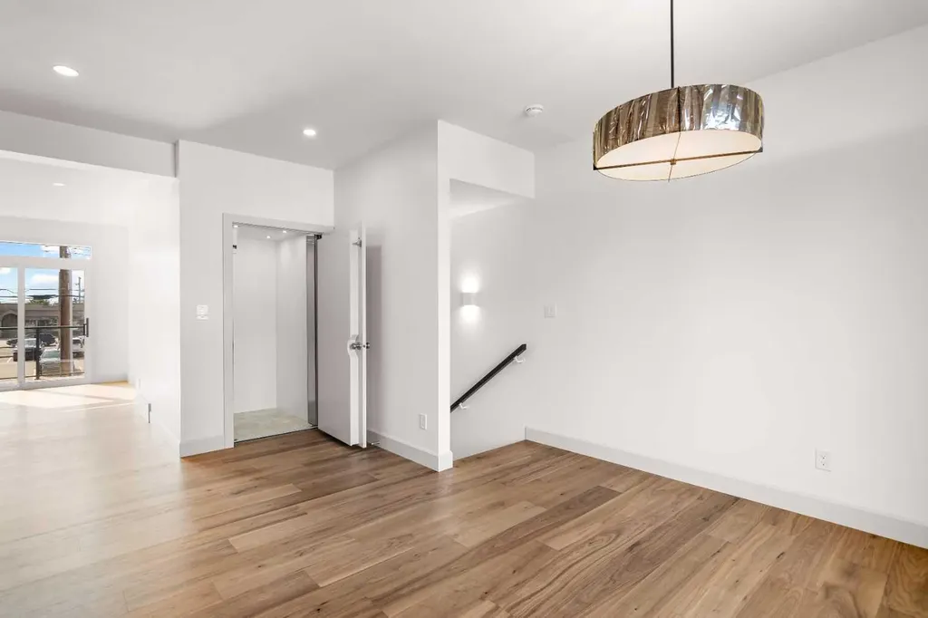 5030 48 Street Rocky Mountain House AB T4T 1C1