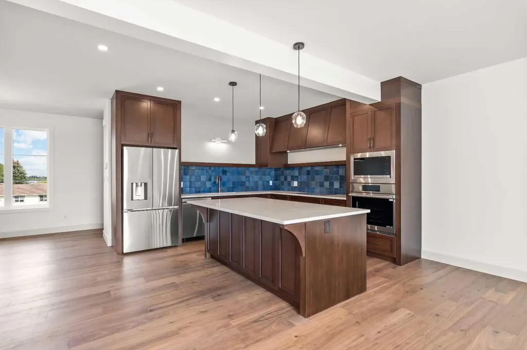 5030 48 Street Rocky Mountain House AB T4T 1C1