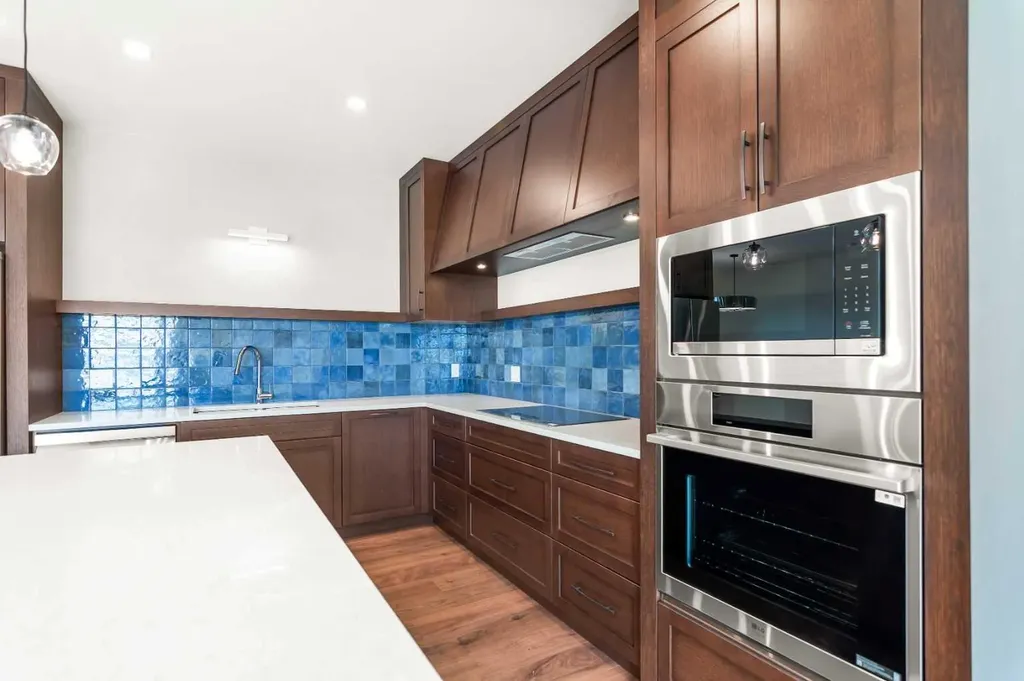 5030 48 Street Rocky Mountain House AB T4T 1C1
