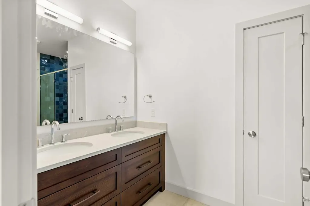 5030 48 Street Rocky Mountain House AB T4T 1C1