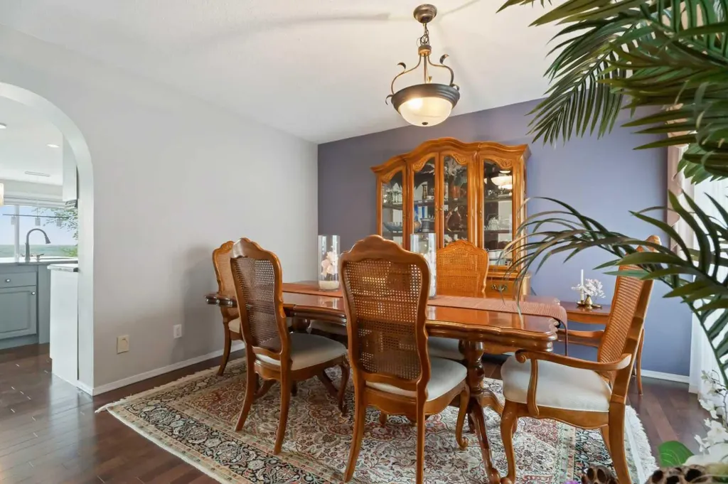 191 Edgebrook Rise NW Calgary AB T3A 5J6
