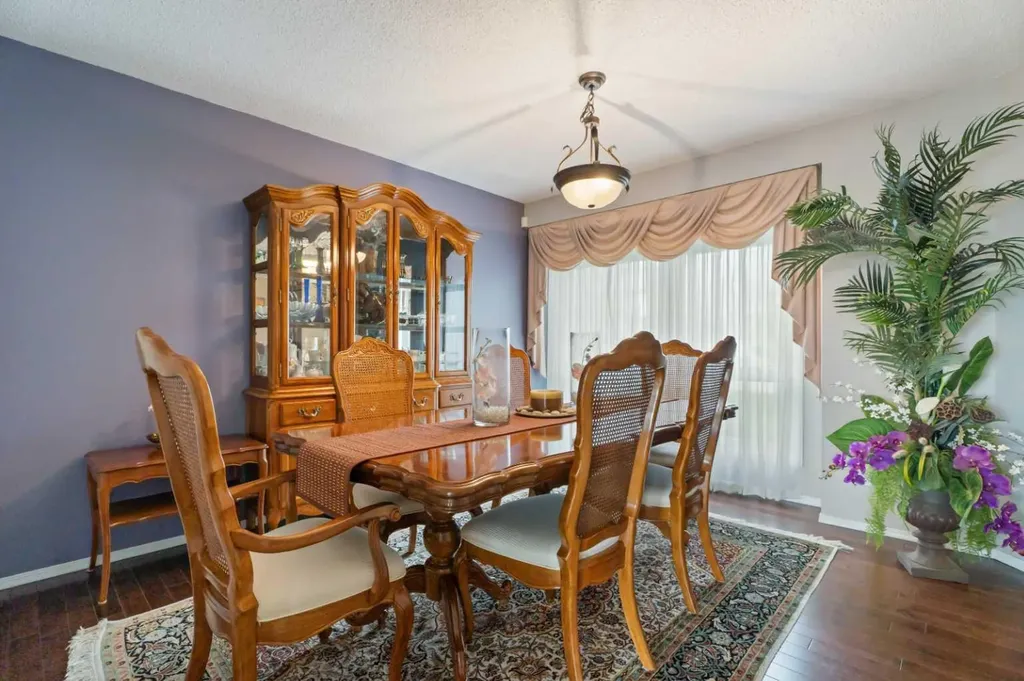 191 Edgebrook Rise NW Calgary AB T3A 5J6