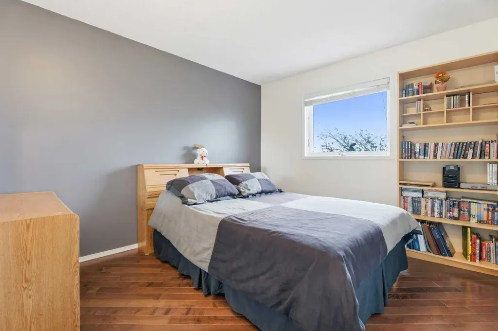 191 Edgebrook Rise NW Calgary AB T3A 5J6