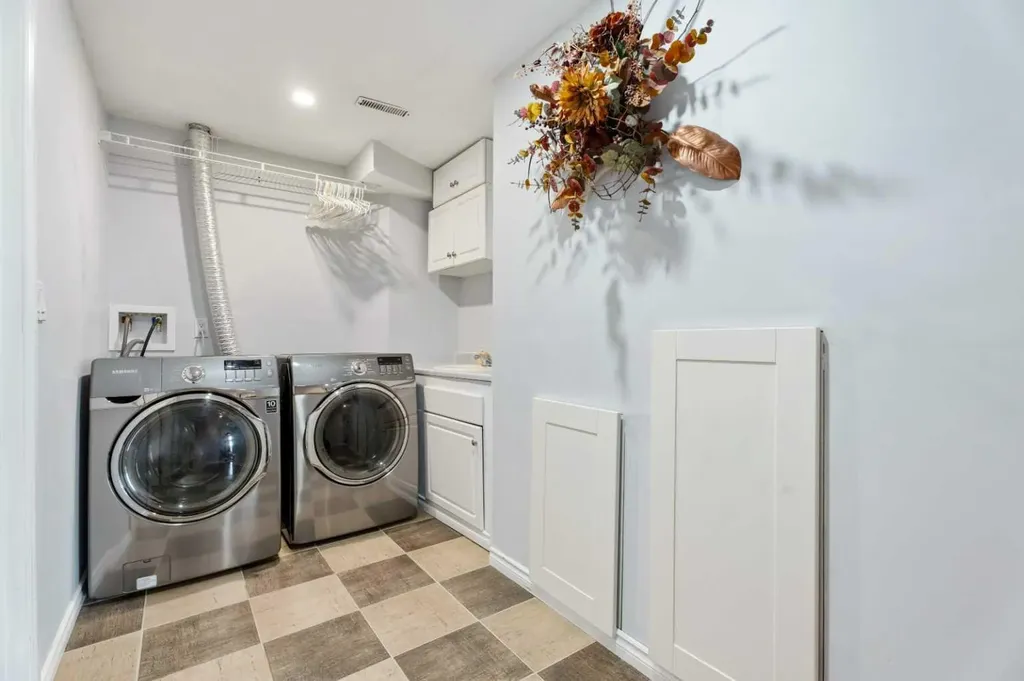 191 Edgebrook Rise NW Calgary AB T3A 5J6