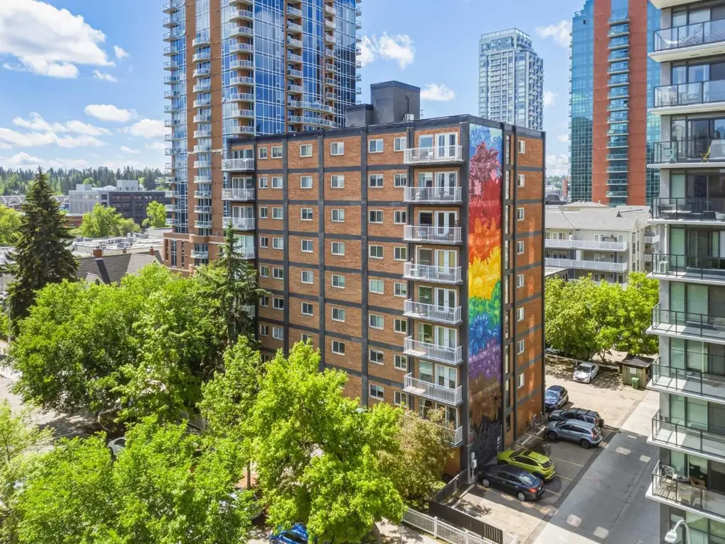 1411 7 Street SW Calgary AB T2R 1A6