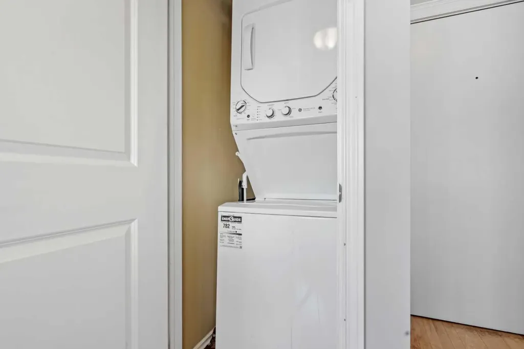 1411 7 Street SW Calgary AB T2R 1A6