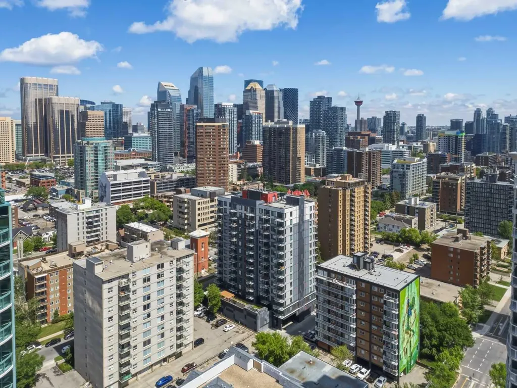 1411 7 Street SW Calgary AB T2R 1A6